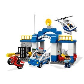 Bild på LEGO DUPLO - Polisstation 5681