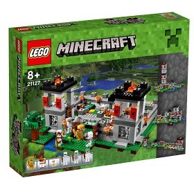 Bild på LEGO Minecraft - Fästningen 21127