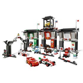 Bild på LEGO Cars 2 - Tävling i Tokyo 8679