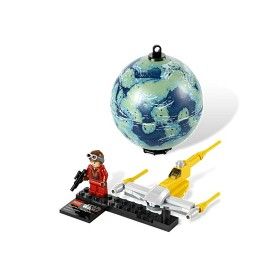 Bild på LEGO Star Wars - Naboo Starfighter & Naboo 9674