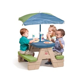 Bild på Sit & Play Picnic Table