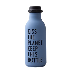 Bild på Design Letters Vattenflaska 500 ml (Blå)