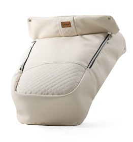 Bild på Emmaljunga Fotsack NXT Ergo De Luxe 2023 (Sand Beige Leatherette)