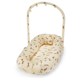Bild på Konges Slöjd Babynest med Aktivitetsbåge (Roar)