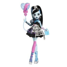 Bild på Monster High Scary Sweet Birthday Frankie Docka