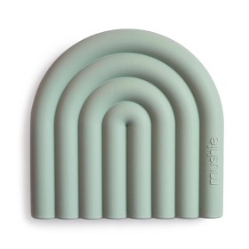 Bild på Mushie Bitleksak Regnbåge (Cambridge Blue)