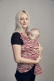 Bild på Najell Bärsjal (Zebra Dark Red)